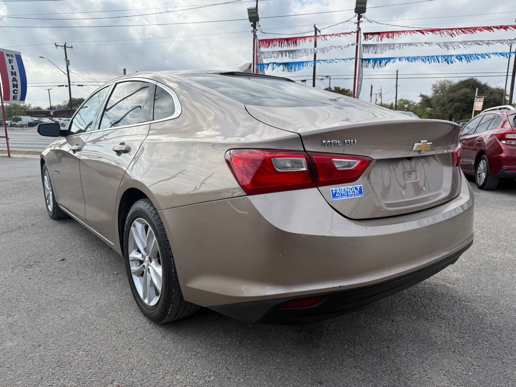 2018 Chevrolet Malibu Image 4
