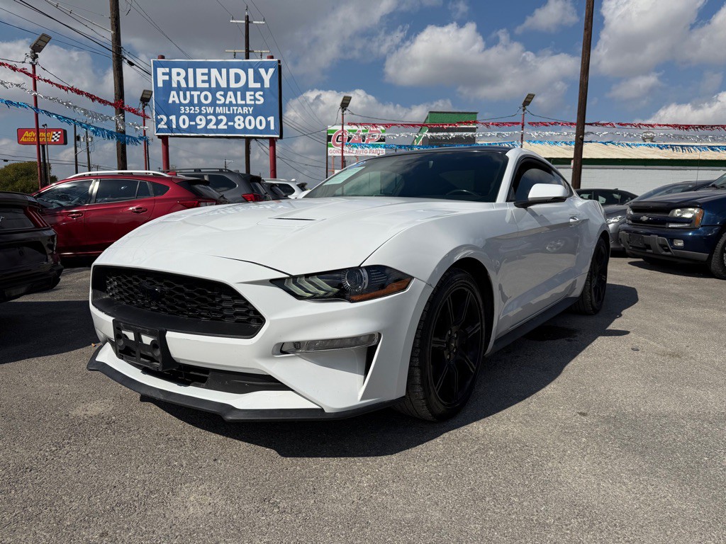 2019 Ford Mustang Image 1