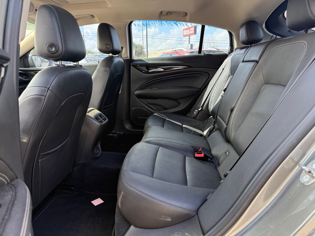 2018 Buick Regal Image 6