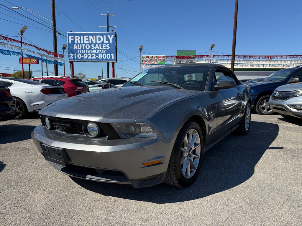 2010 Ford Mustang Image 1