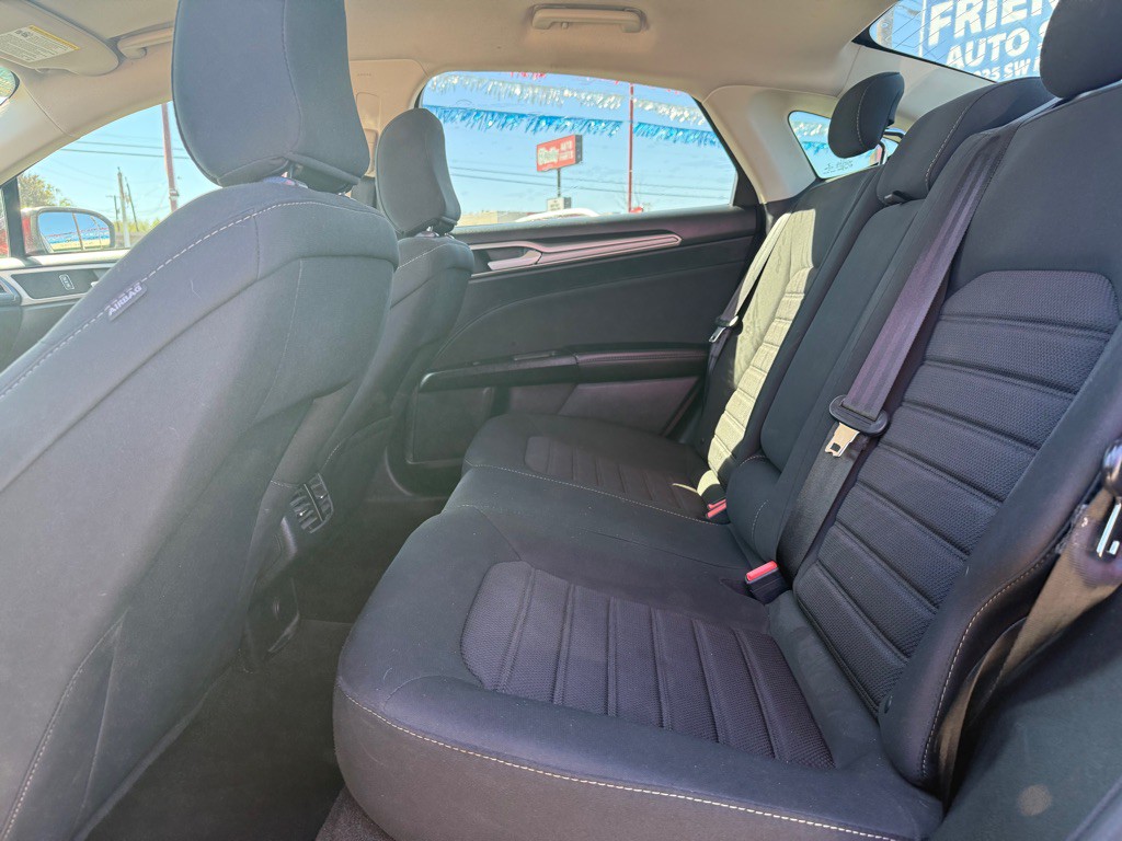 2020 Ford Fusion Image 6