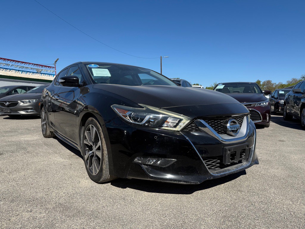2016 Nissan Maxima Image 2