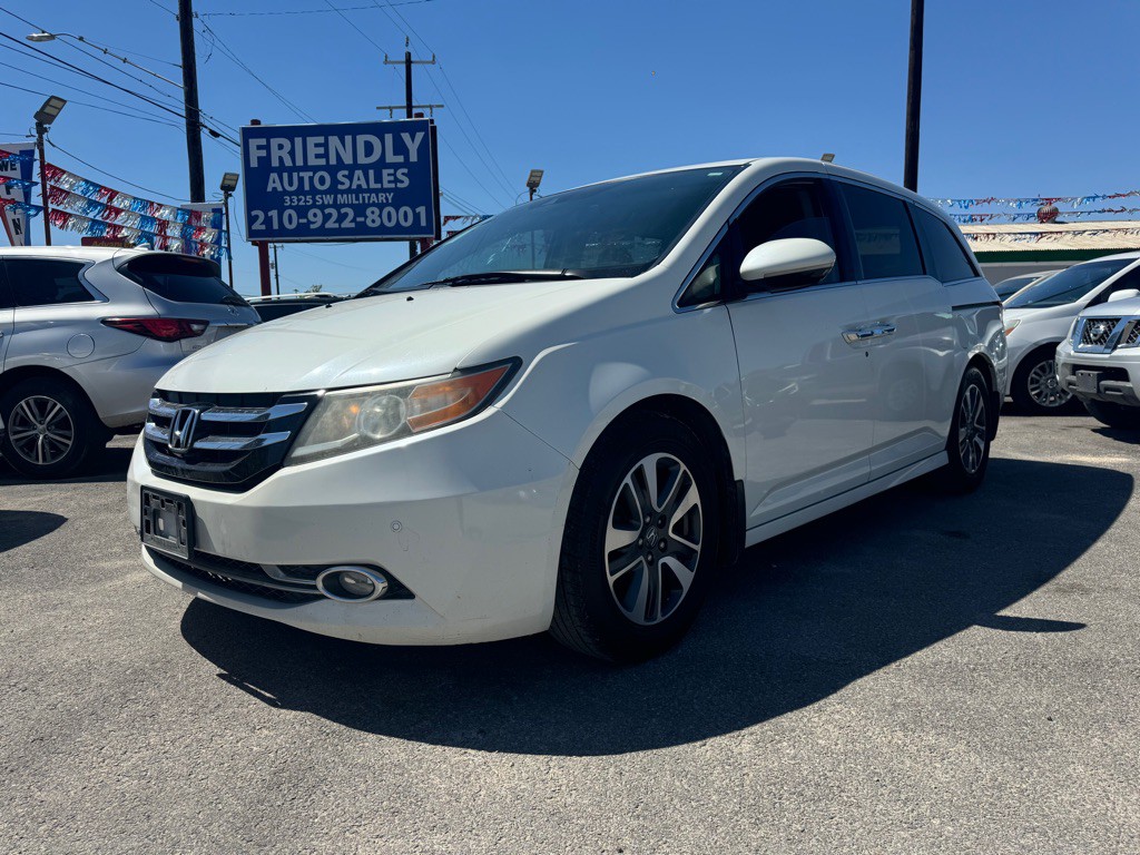2015 Honda Odyssey Image 1