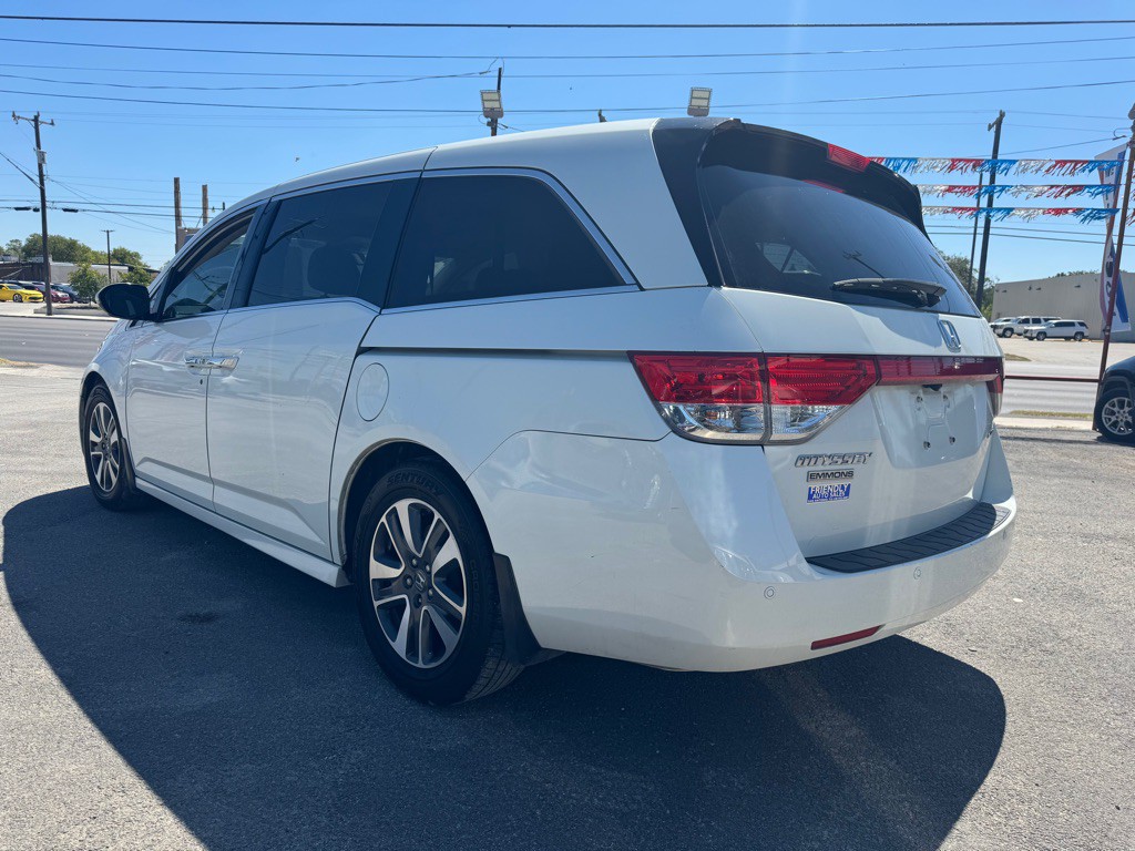 2015 Honda Odyssey Image 4