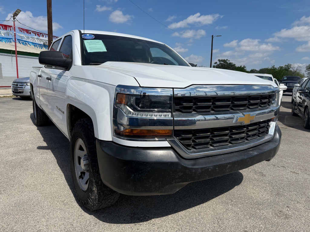 2018 Chevrolet Silverado 1500 Image 2