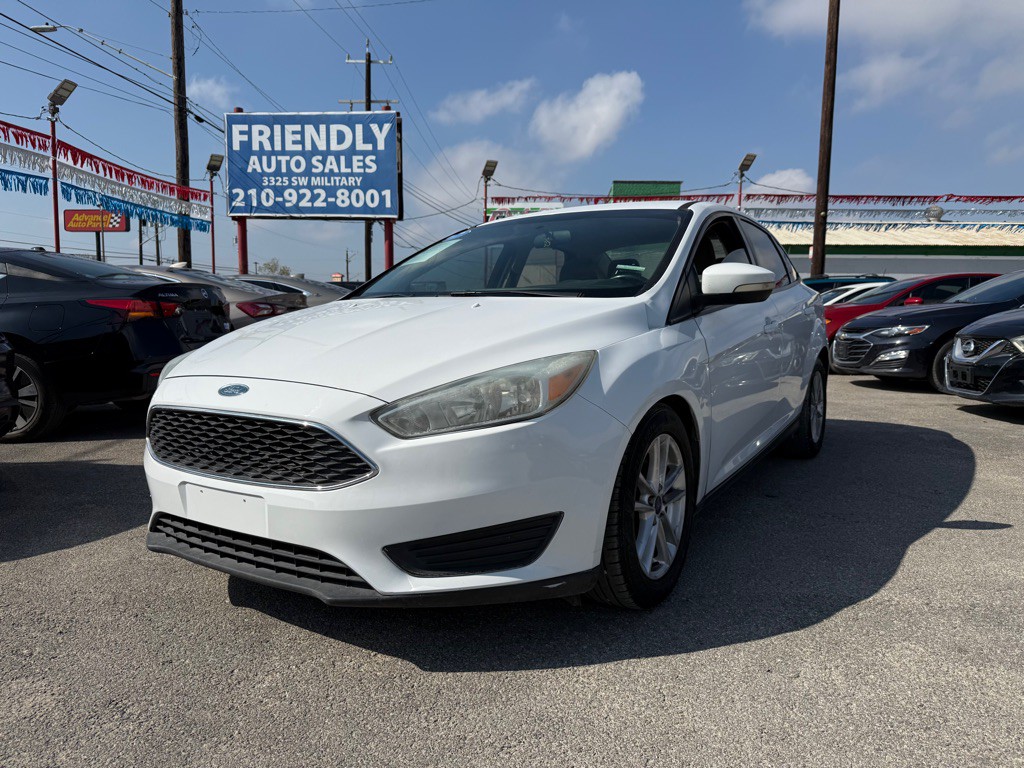 2015 Ford Focus Image 1