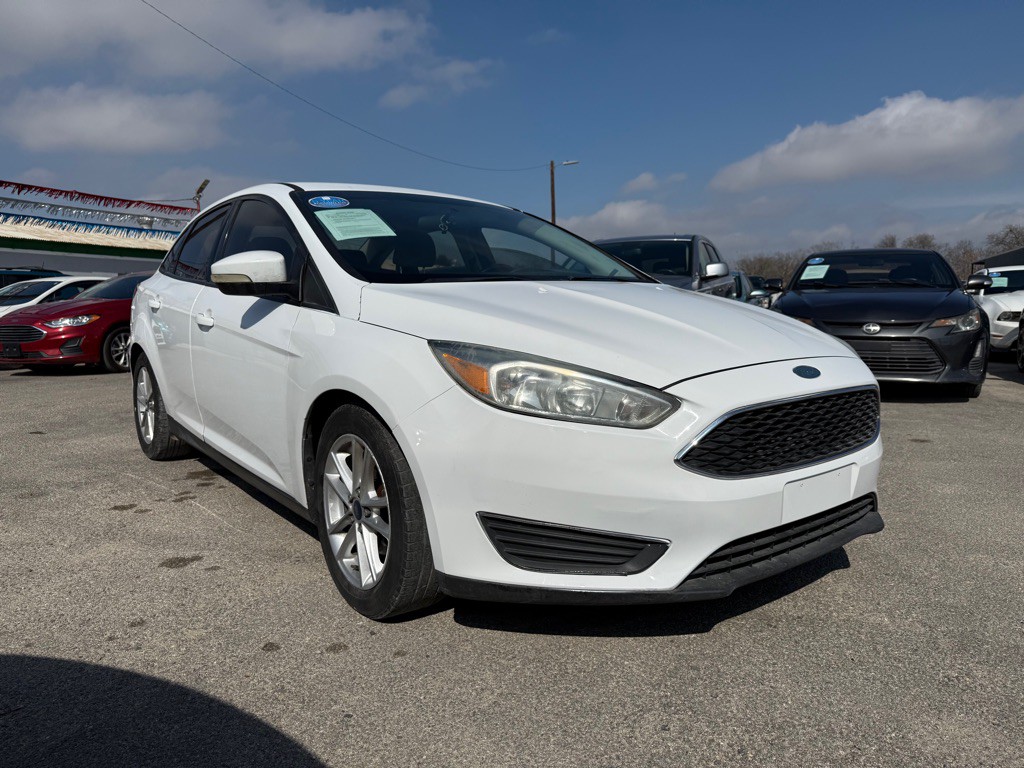 2015 Ford Focus Image 2