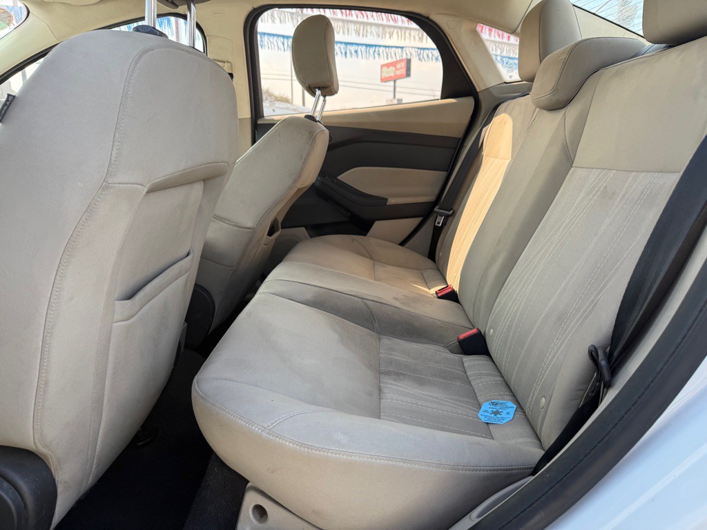 2015 Ford Focus Image 6
