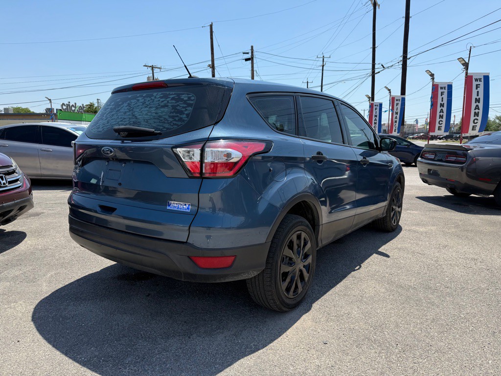 2018 Ford Escape Image 3