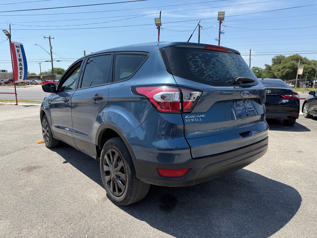 2018 Ford Escape Image 4