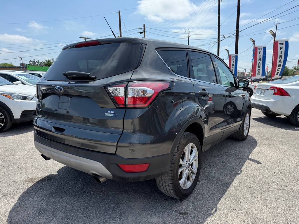 2017 Ford Escape Image 3