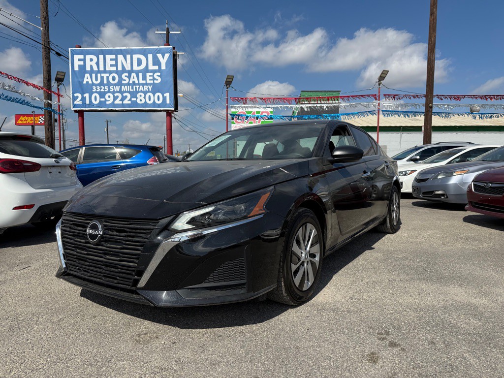 2024 Nissan Altima Image 1