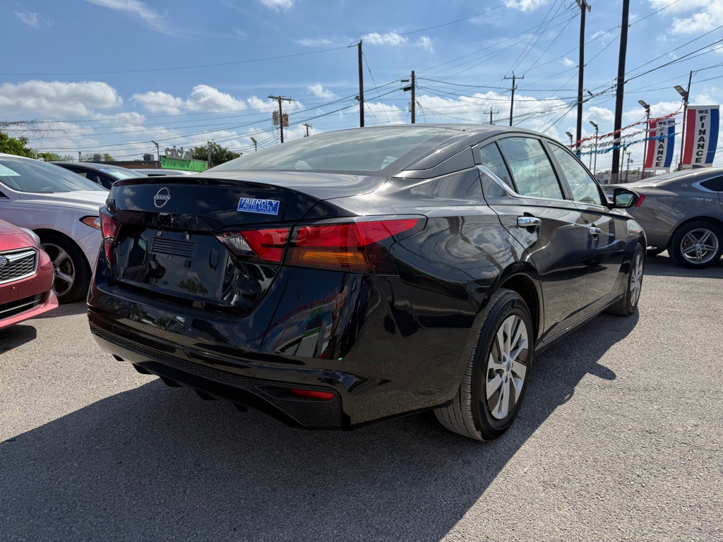 2024 Nissan Altima Image 3