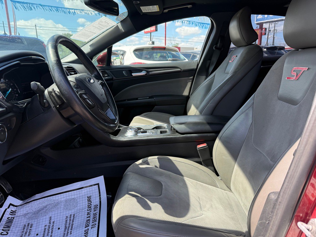 2017 Ford Fusion Image 5