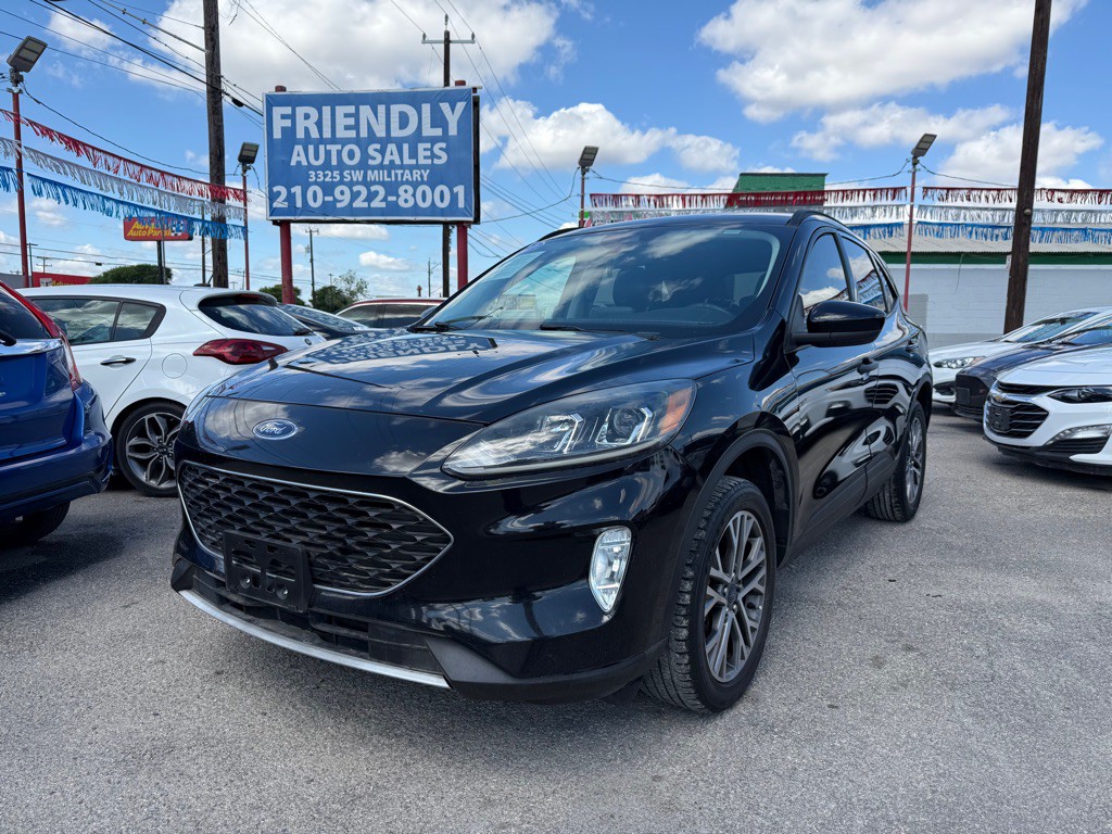2021 Ford Escape Image 1