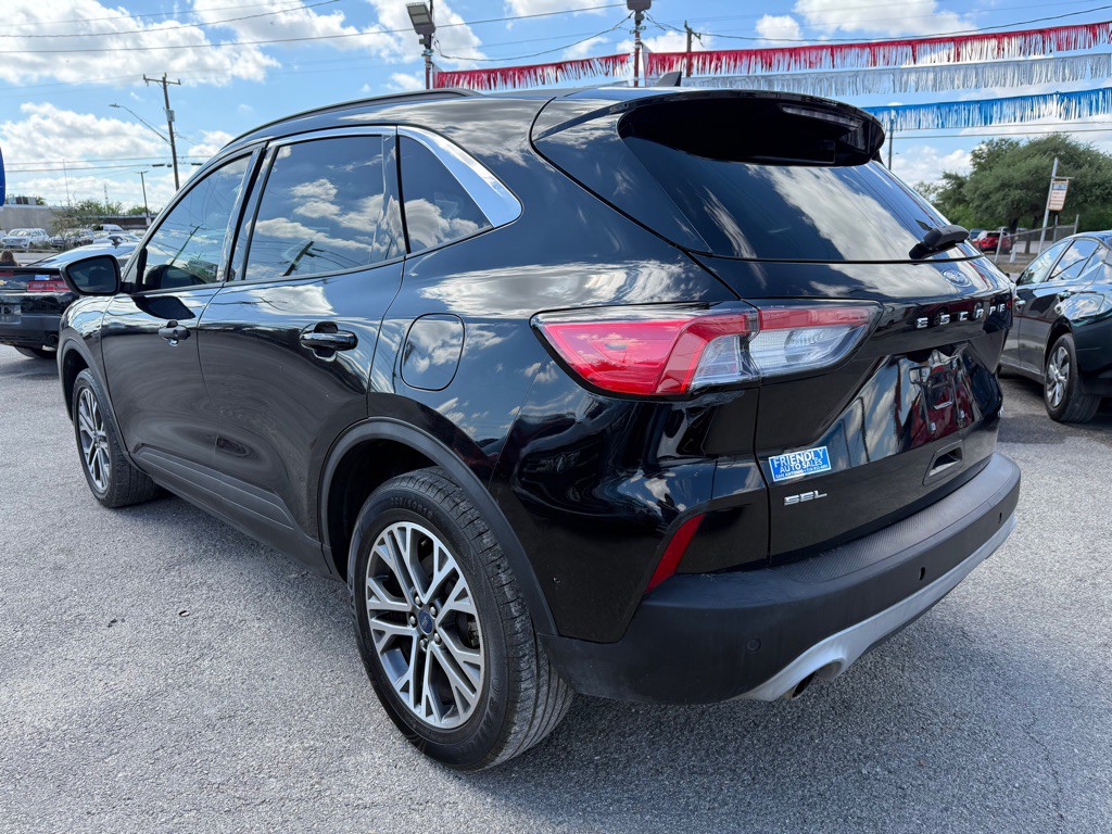2021 Ford Escape Image 4