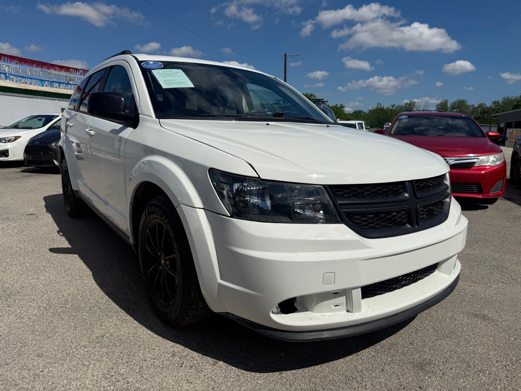 2020 Dodge Journey Image 2