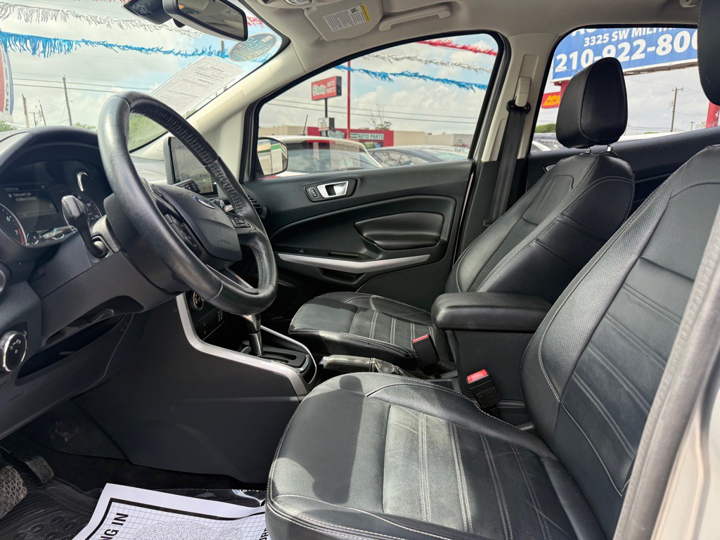 2018 Ford Econoline Image 5