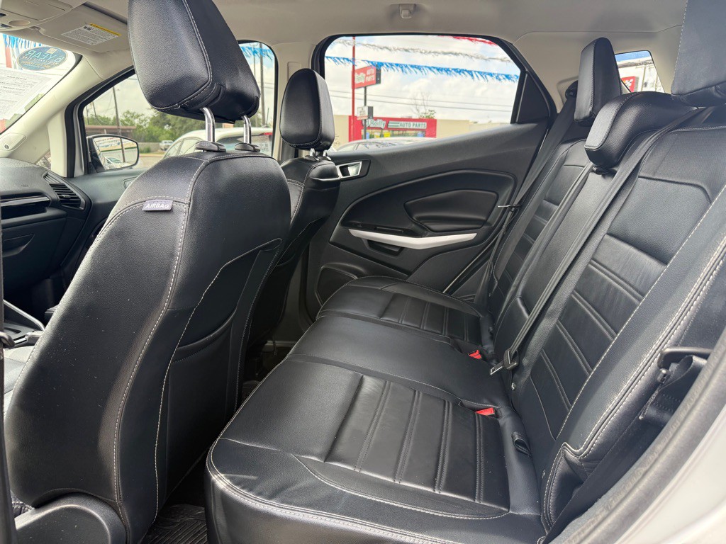 2018 Ford Econoline Image 6