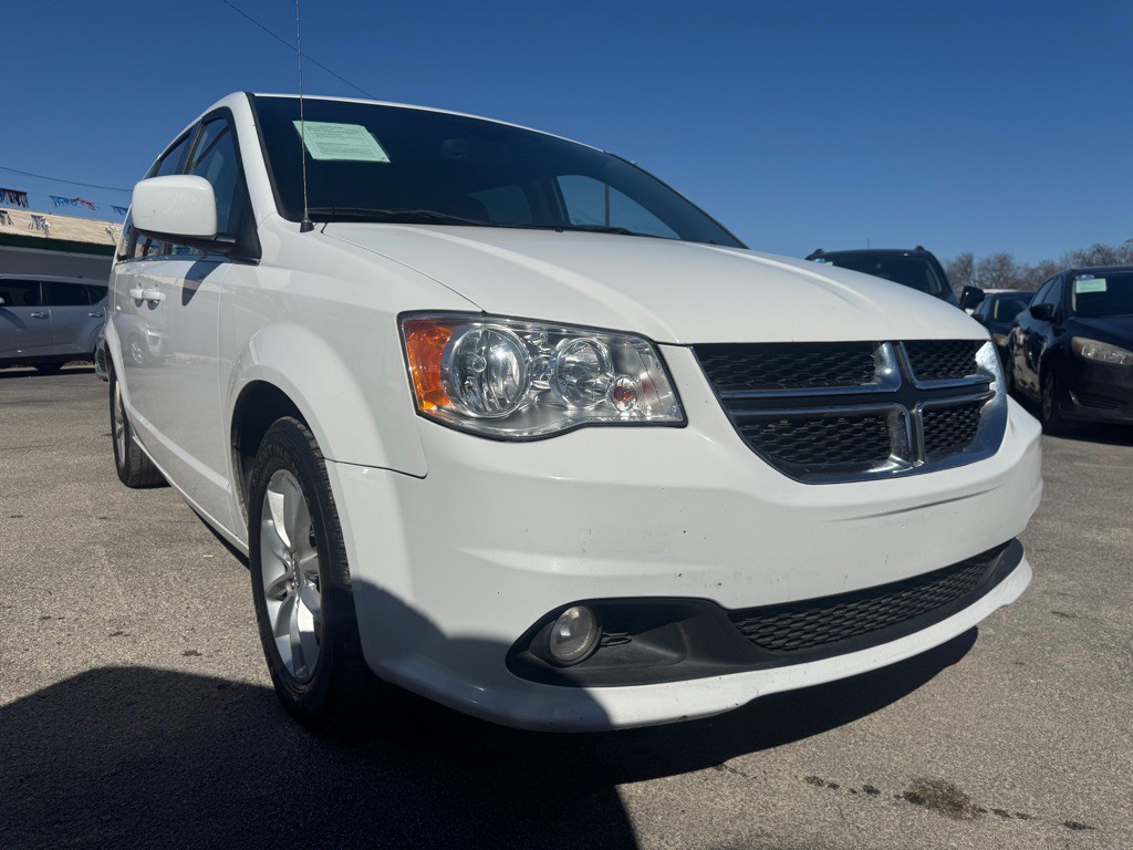 2019 Dodge Grand Caravan Image 2