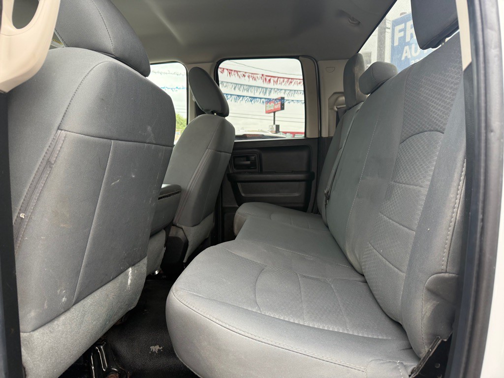 2016 RAM 1500 Image 6