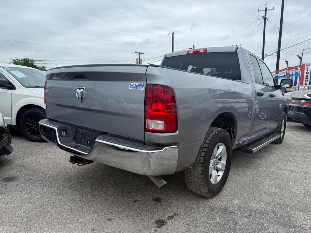 2019 RAM 1500 Image 3