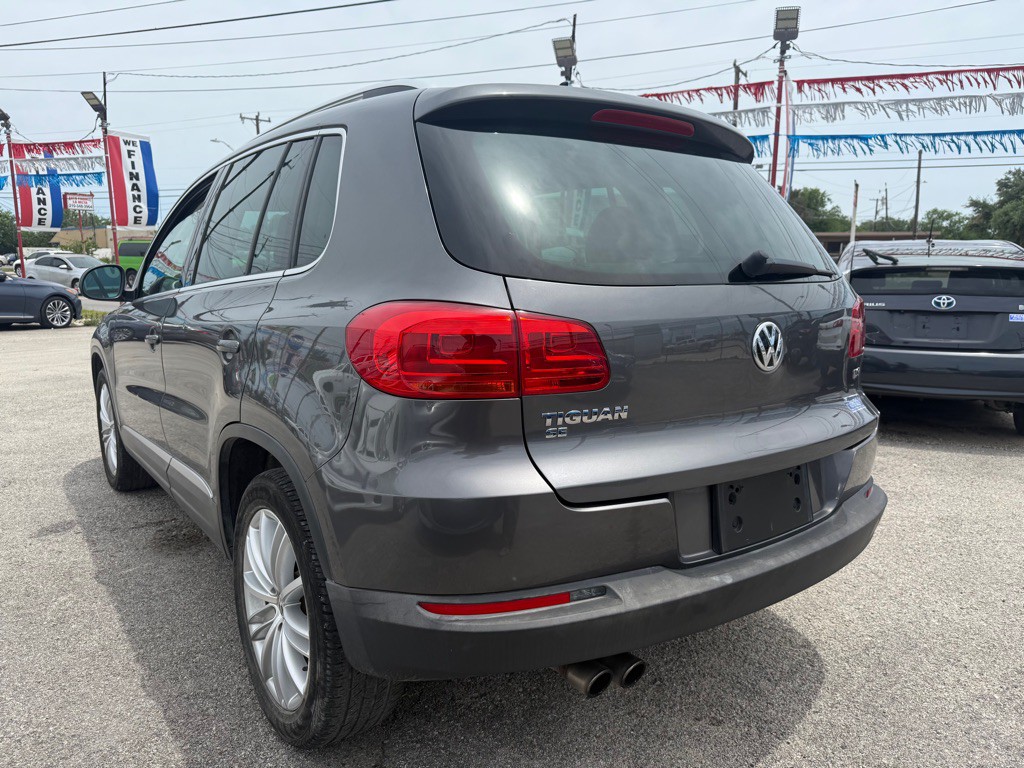 2016 Volkswagen Tiguan Image 4