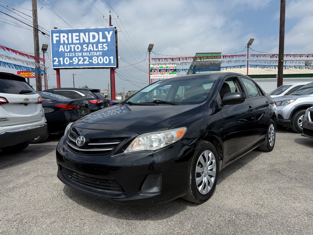 2013 Toyota Corolla Image 1