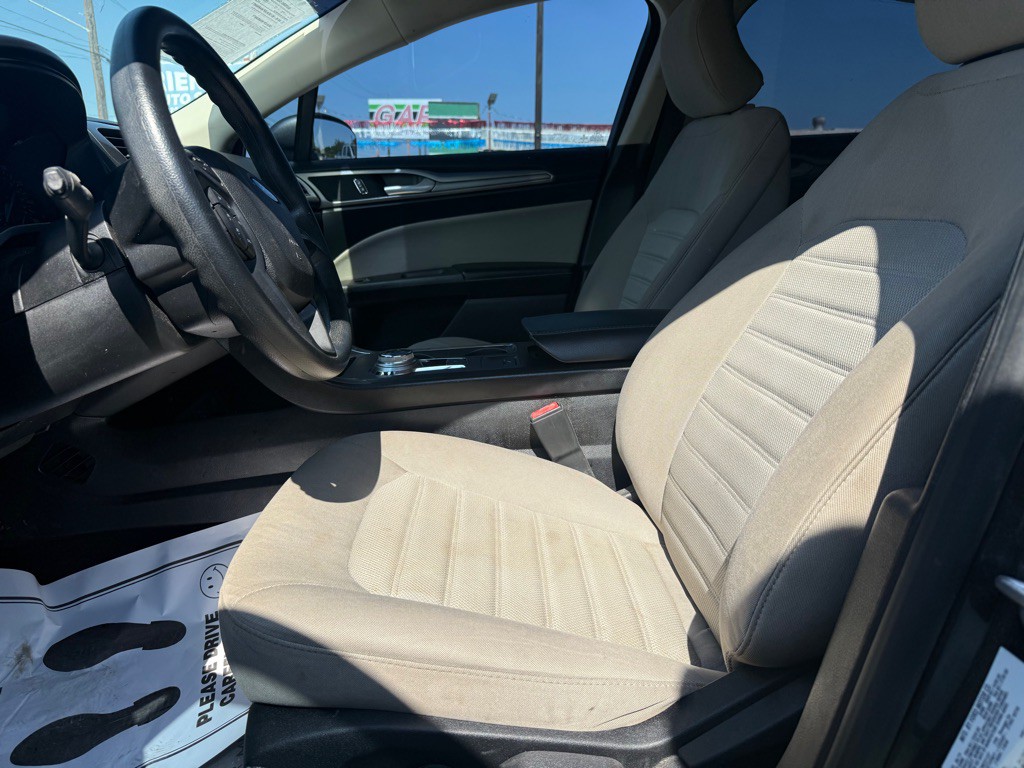 2019 Ford Fusion Image 5