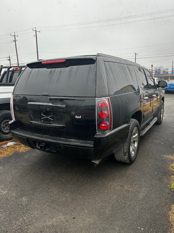 2014 GMC Yukon Image 2