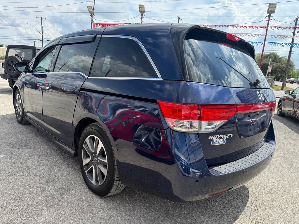 2015 Honda Odyssey Image 4