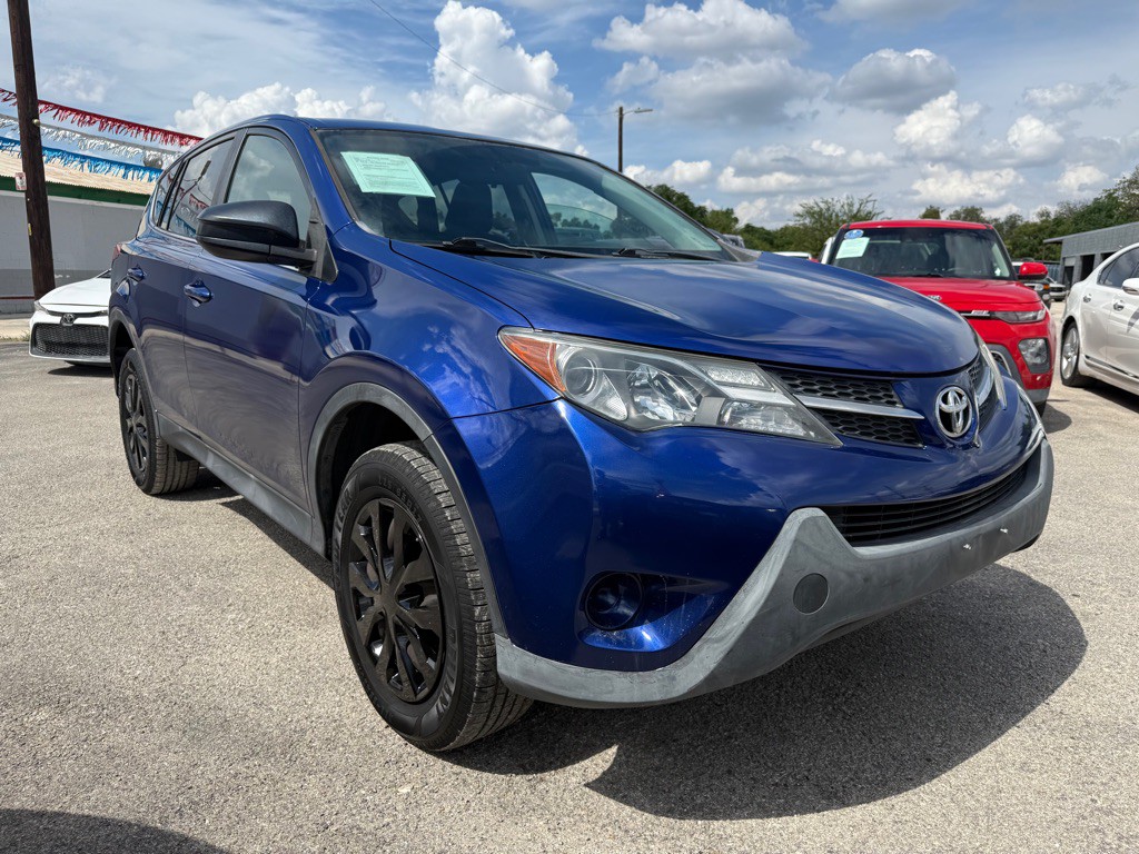 2015 Toyota Rav4 Image 2