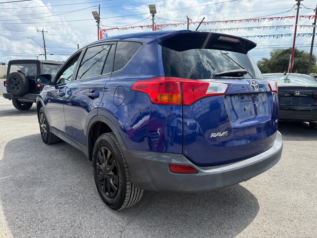 2015 Toyota Rav4 Image 4