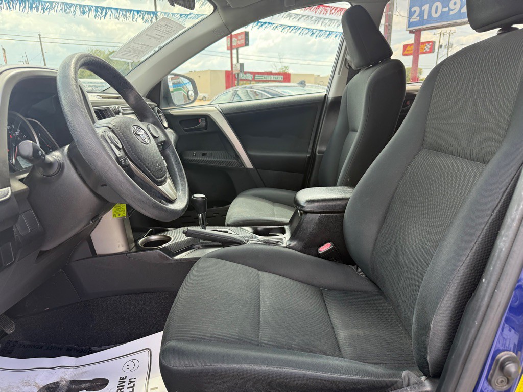 2015 Toyota Rav4 Image 5