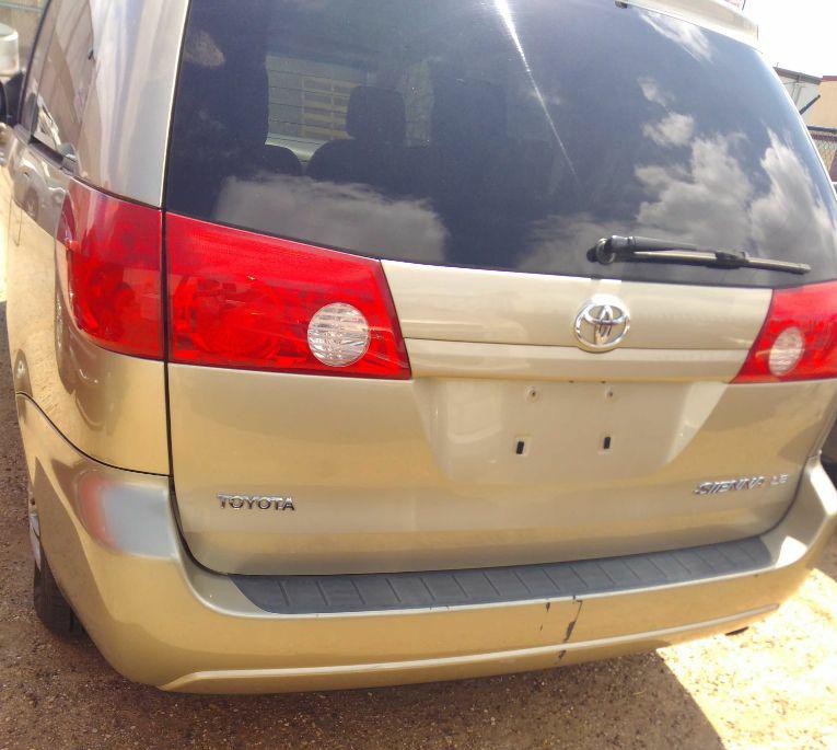 2008 Toyota Sienna Image 4