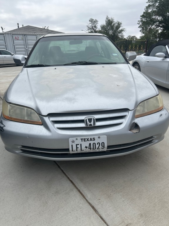 2002 Honda Accord Image 1