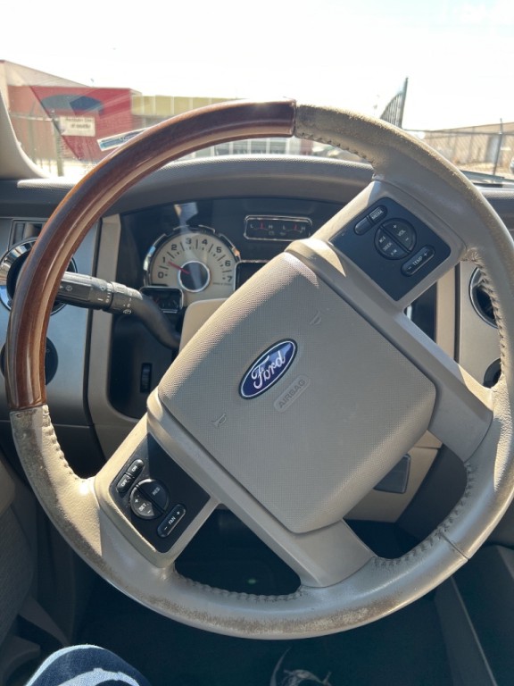 2008 Ford Expedition Image 5