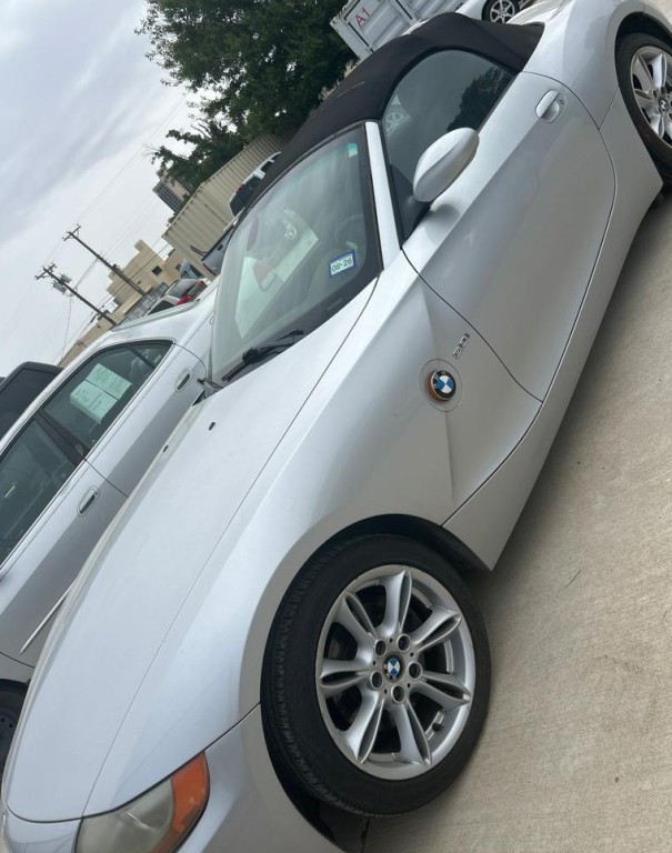 2003 BMW Z4 Image 4
