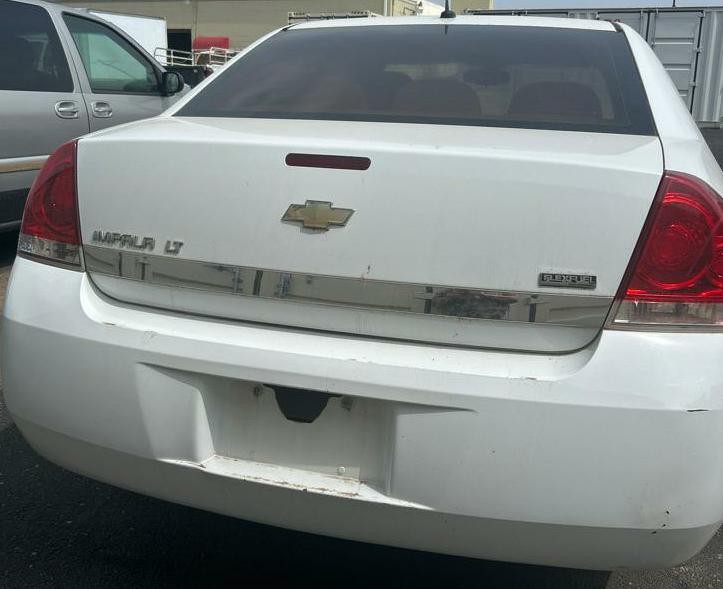 2011 Chevrolet Impala Image 3