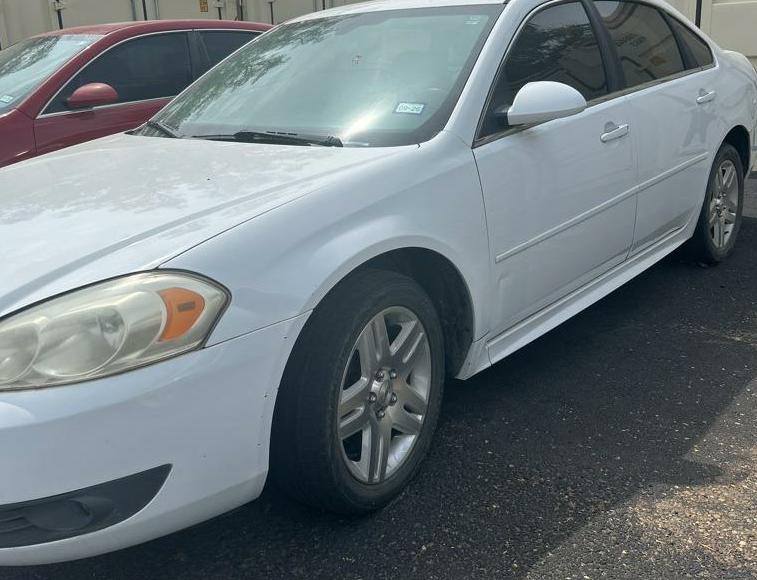 2011 Chevrolet Impala Image 4