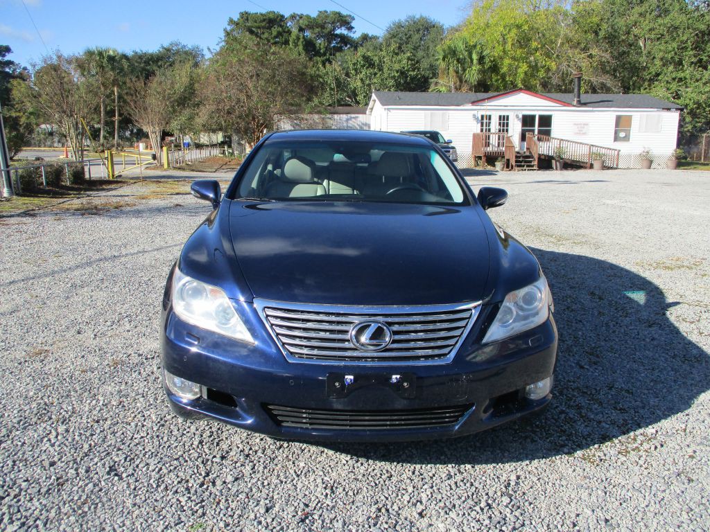 2012 Lexus LS Image 2
