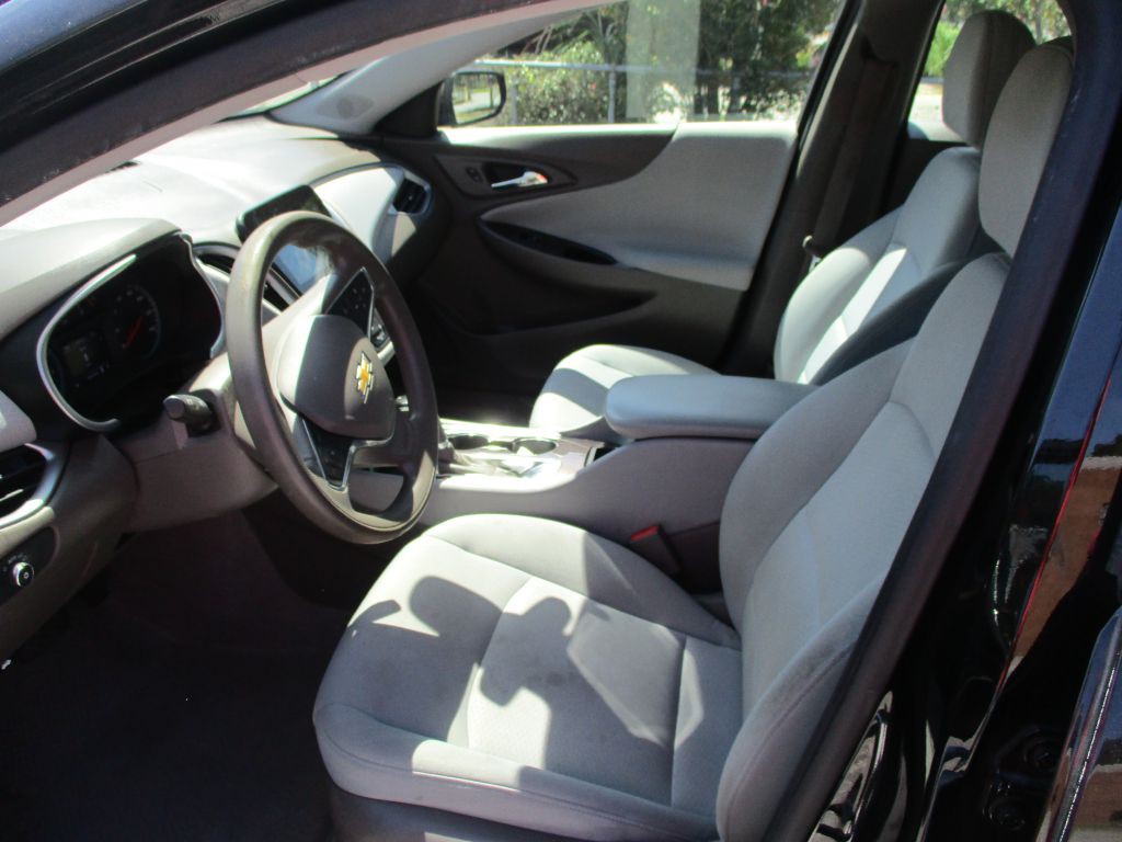 2019 Chevrolet Malibu Image 7