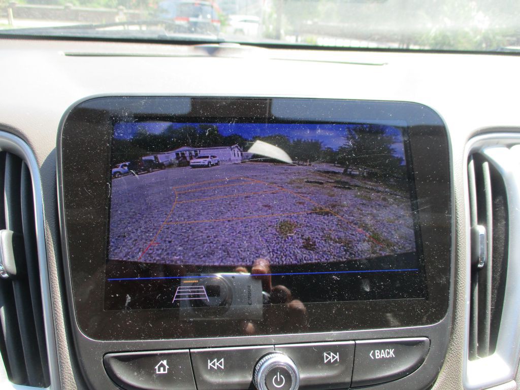 2019 Chevrolet Malibu Image 10