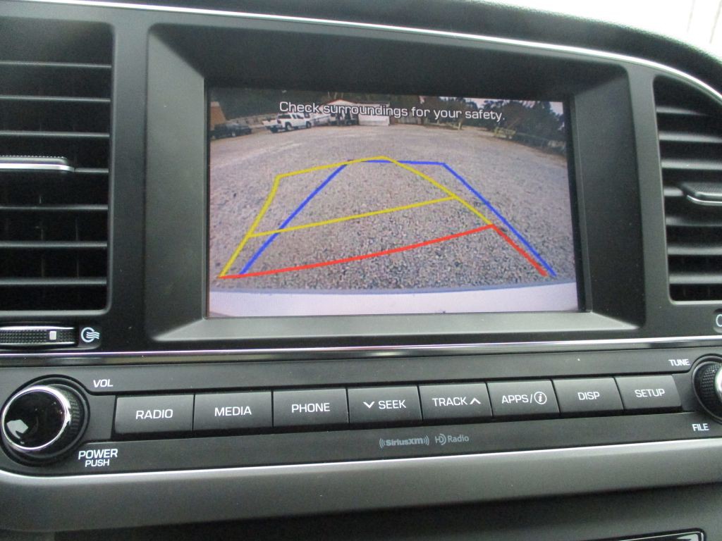 2017 Hyundai Elantra Image 10