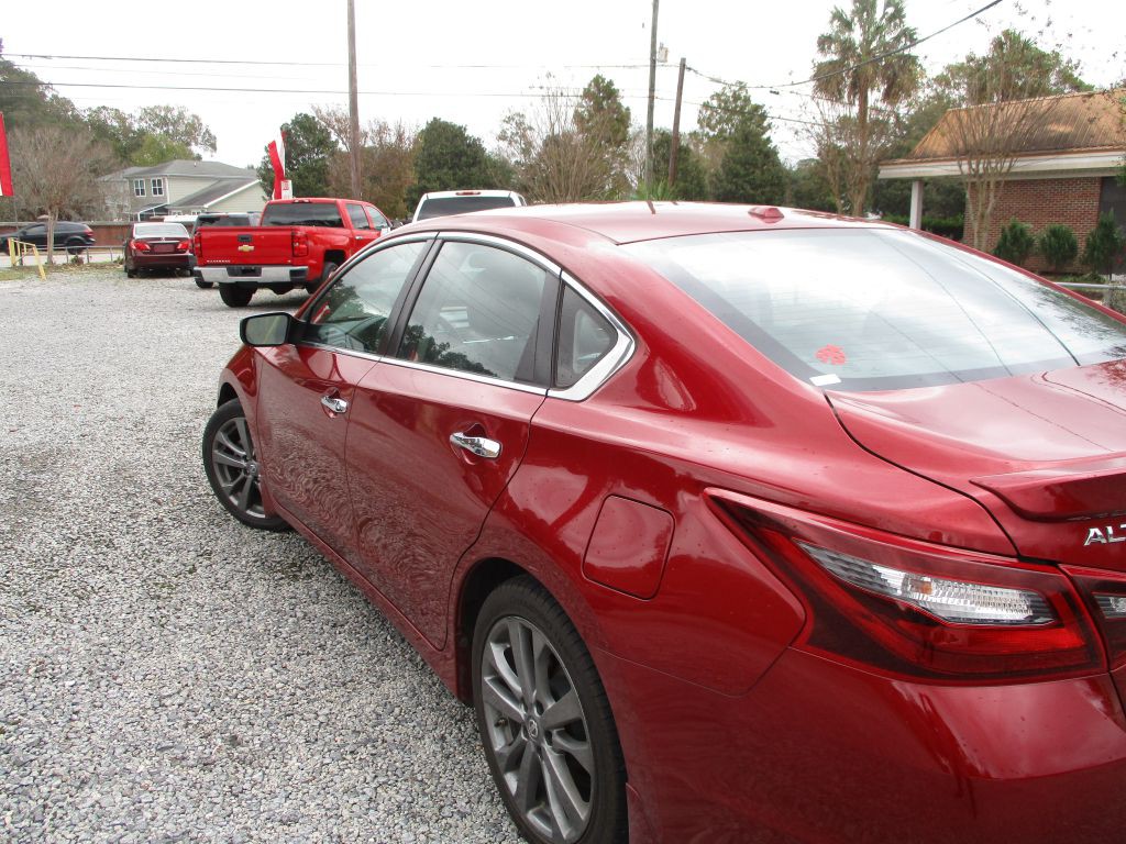 2018 Nissan Altima Image 6