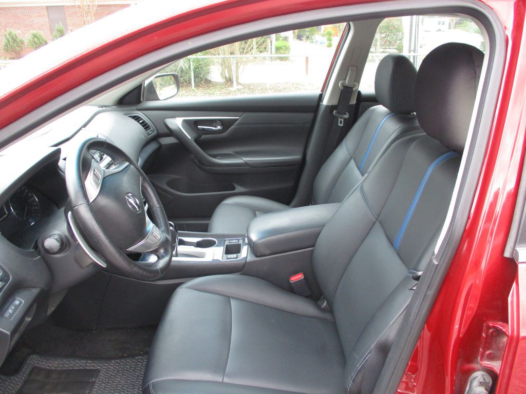 2018 Nissan Altima Image 7