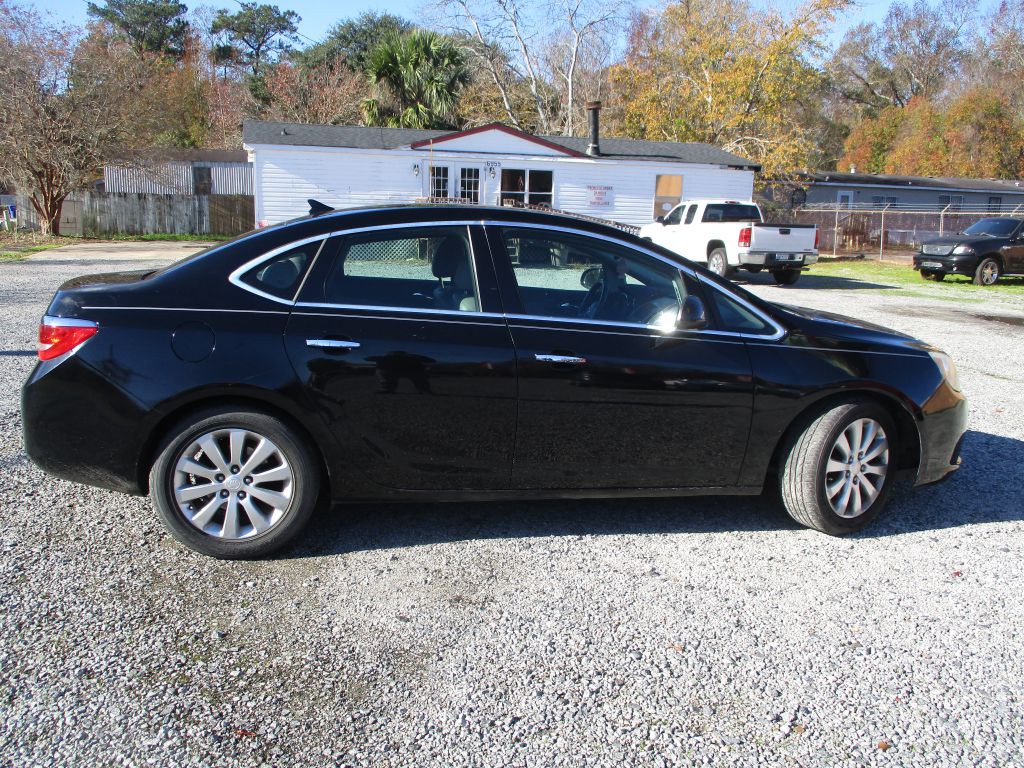 2012 Buick Verano Image 4