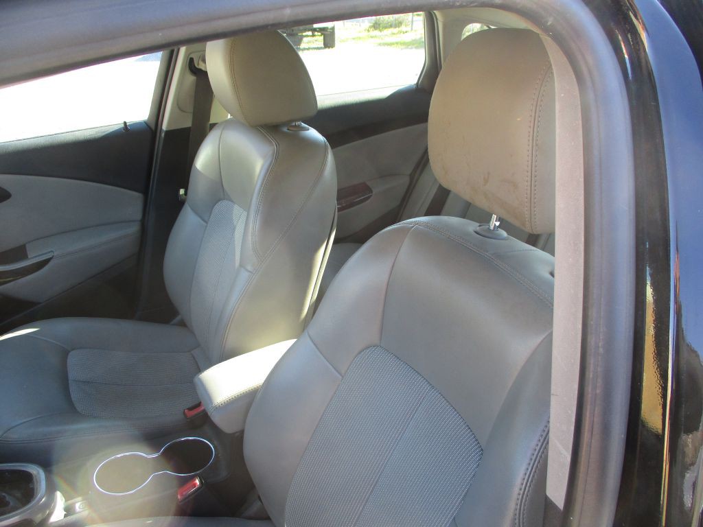 2012 Buick Verano Image 7