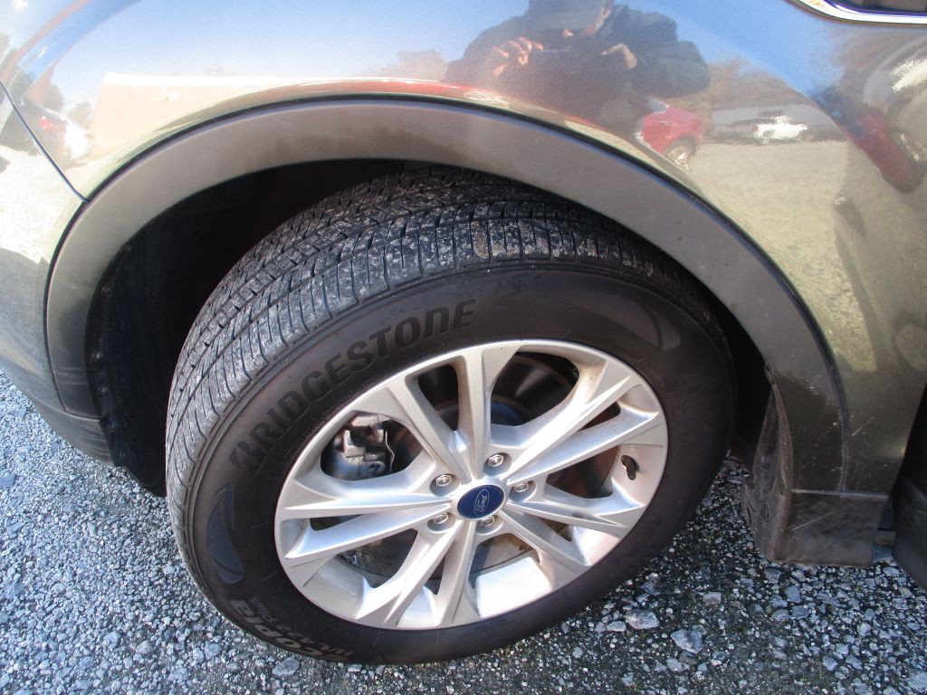 2018 Ford Escape Image 10