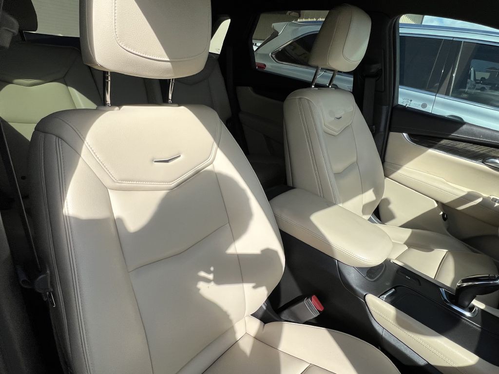 2018 Cadillac XT5 Image 10